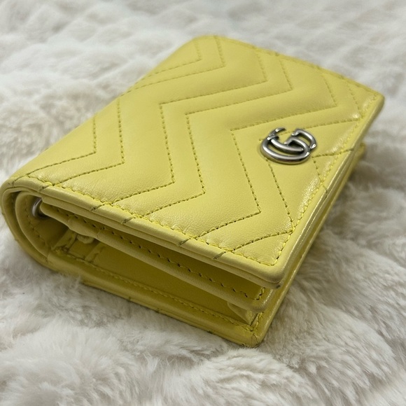 Gucci Small Wallet on Chain - Picture 3 of 16